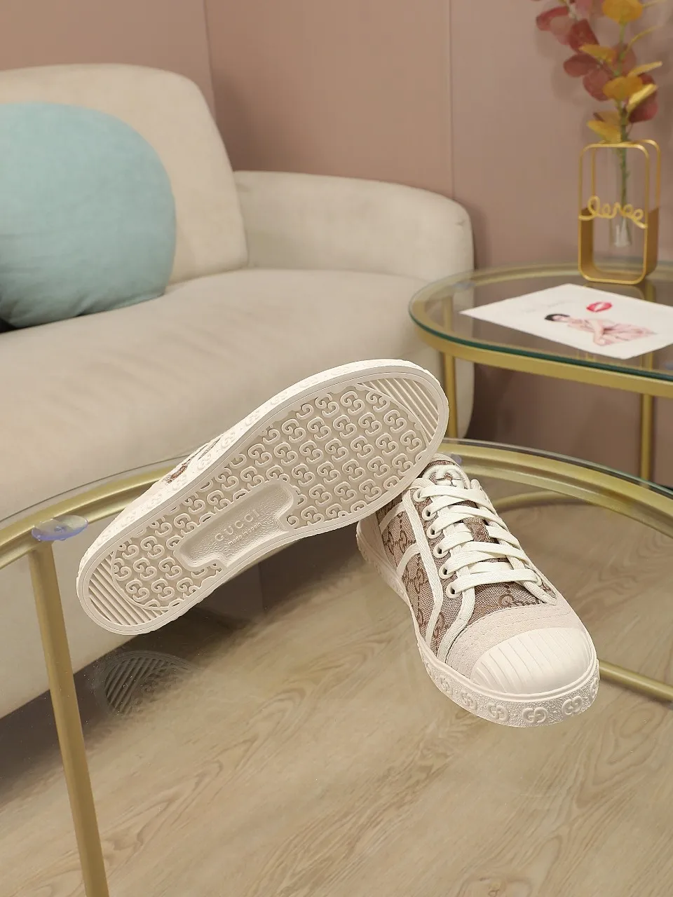 👟👟Ex-factory price 420👟👟 GUCCI~24 The latest double G embroidered low-cut lace-up fashion sneakers, originally developed, the fabric is exclusive double G fabric, the upper is perfectly matched with special craftsmanship, the lining is sheepskin, rubber outsole, size 35 to 40